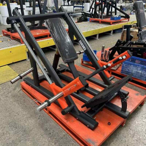 Тяга на спину стоя Insight Fitness TN119 Тяга на спину стоя Insight Fitness TN119